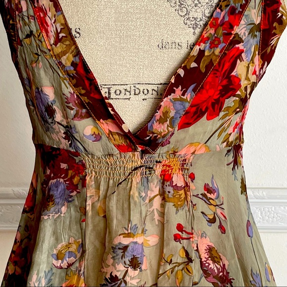 “Johnny Was”. XS Beautiful Colors, Flirty flounce, just a darling top! - Picture 4 of 6